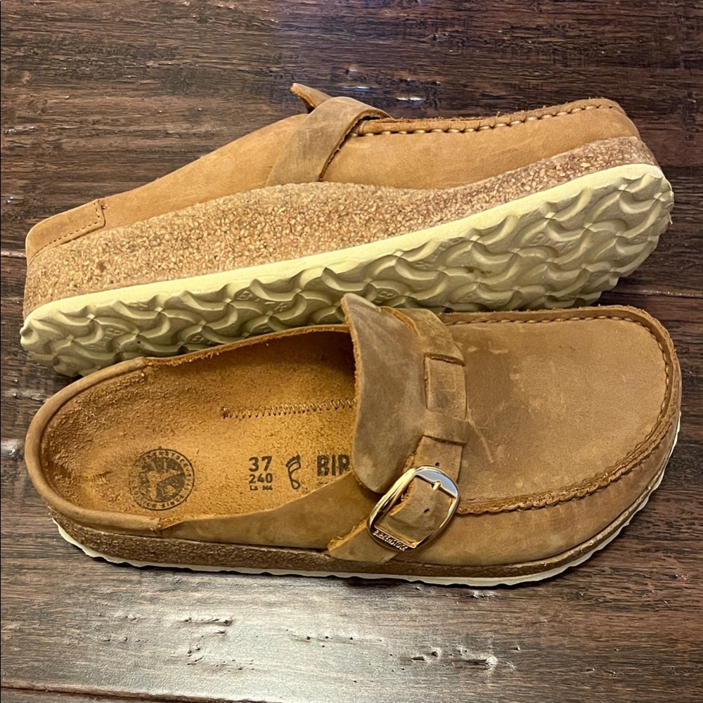 Birkenstock Women's 37 Buckley in Oiled Leather , color Cognac